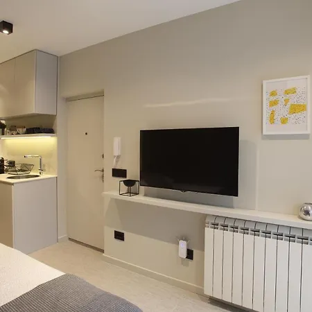 Temple Apartment