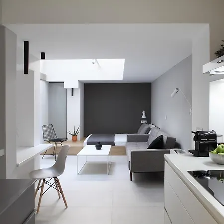 Temple Apartment
